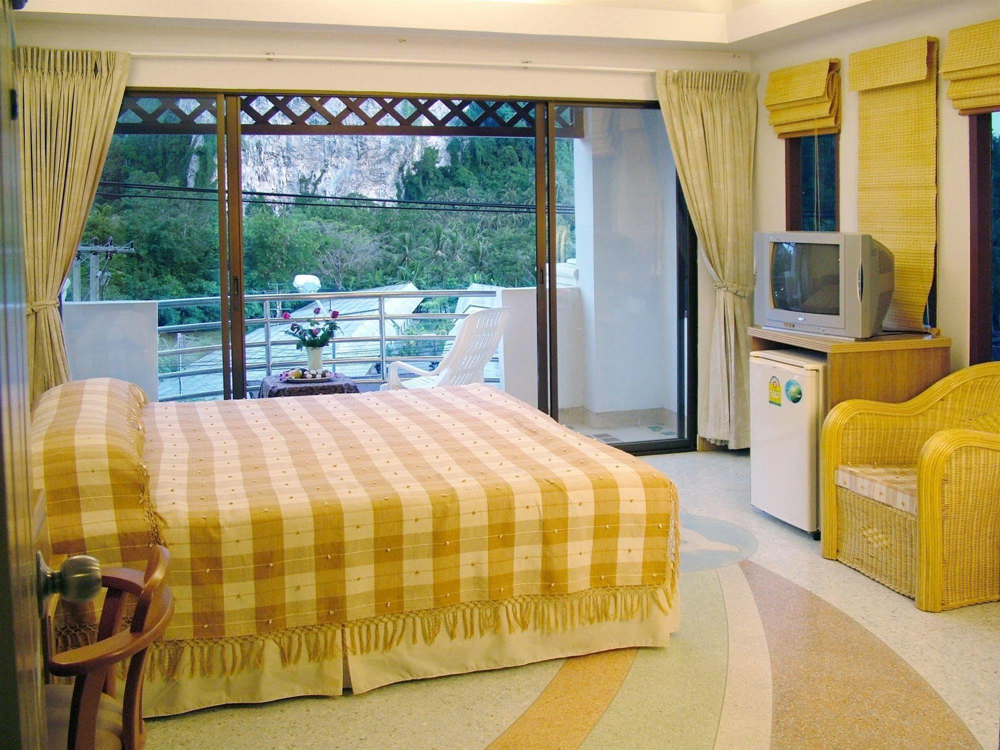 Phranang Place- Sha Extra Ao Nang Exterior photo